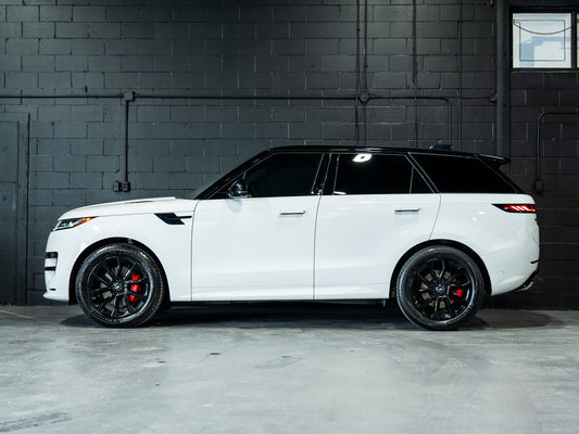 2023 Land Rover Range Rover P360 SE AWD