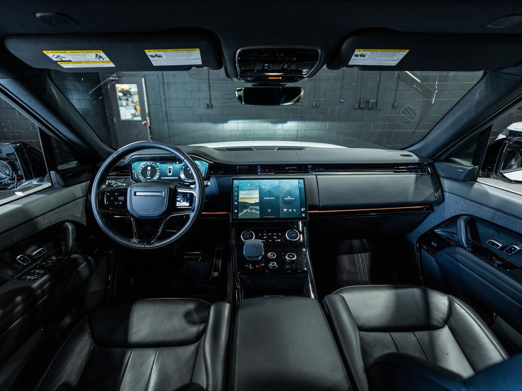 2023 Land Rover Range Rover P360 SE AWD