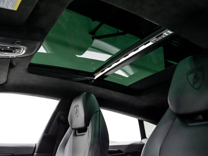 2021 Lamborghini Urus AWD