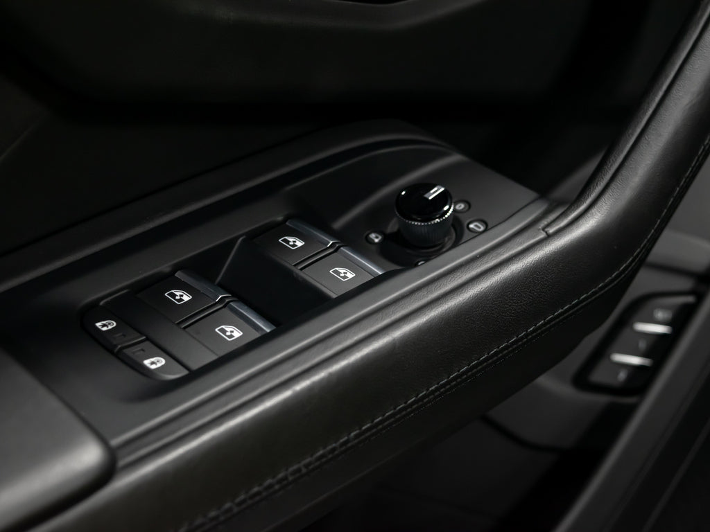 2021 Lamborghini Urus AWD