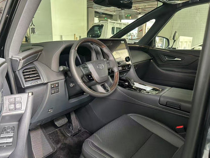 2025 Toyota Alphard 2.5 HEV Hybrid