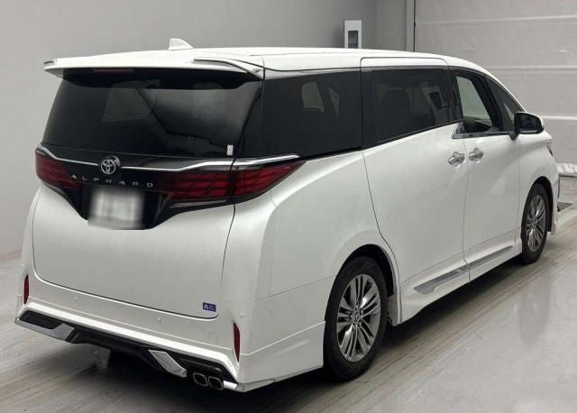 #13361 - 2023 Toyota Alphard